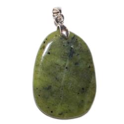 Pendentif jade néphrite A (pierre plate)